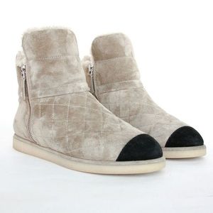 Suede sheepskins ankle boot with fur inside Sz 35